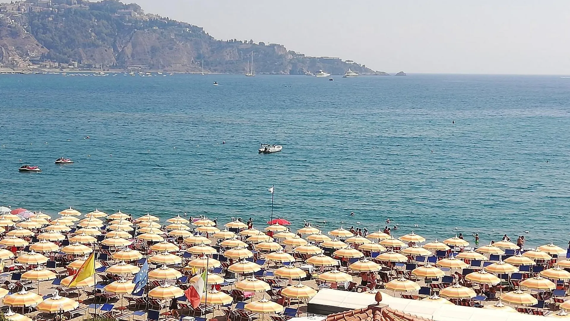 Orama Apartment Front Sea Giardini Naxos